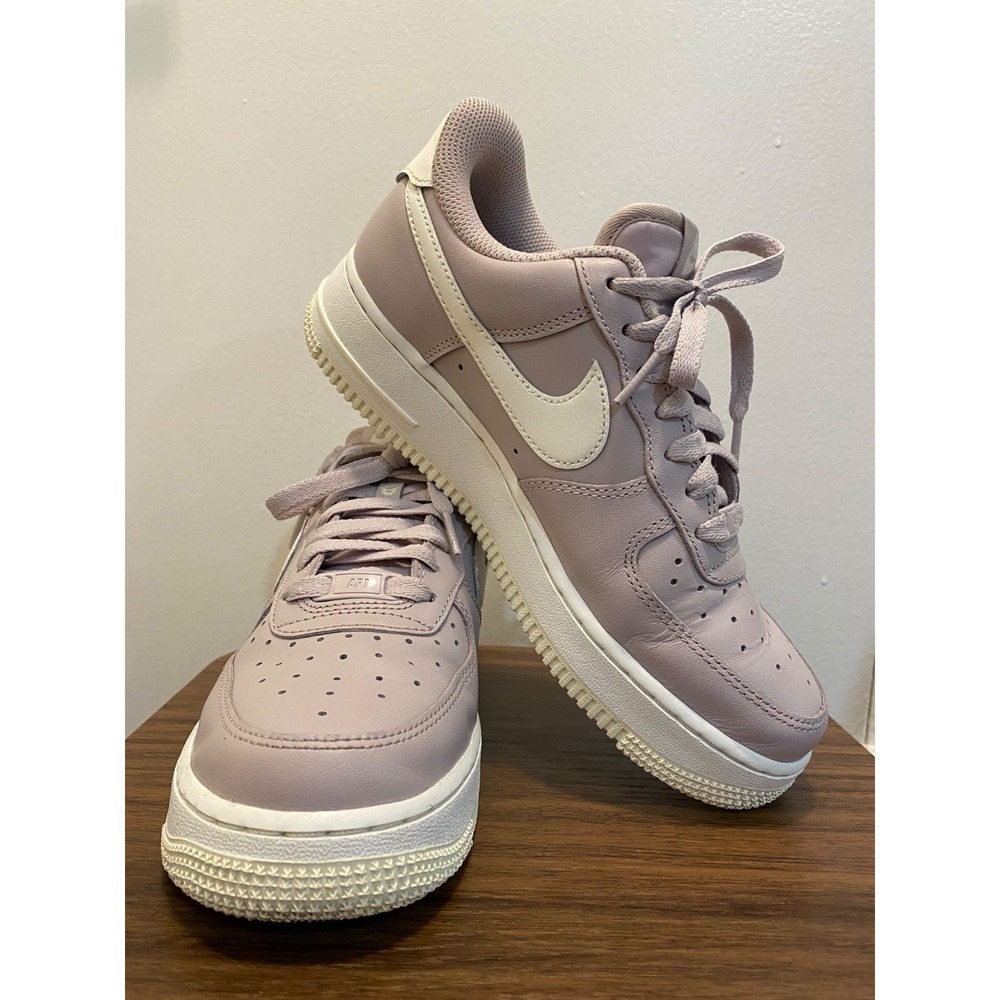 Nike Air Force 1 Low Mauve Purple White Women's Size 7.5  DX5883-001 classic